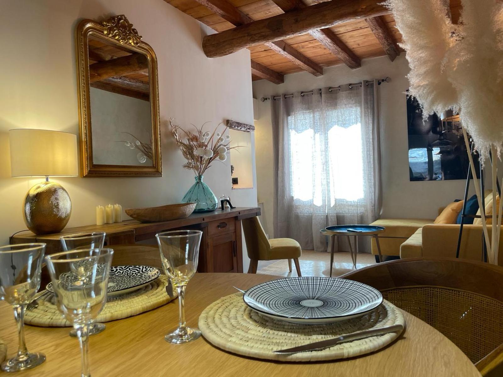 Maison Cosy, 2 Chambres, Adossee Aux Remparts Aigues-Mortes Eksteriør billede