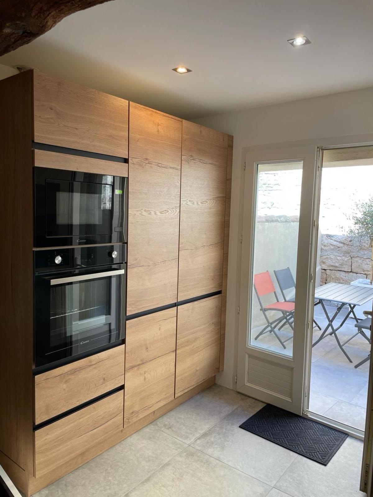 Maison Cosy, 2 Chambres, Adossee Aux Remparts Aigues-Mortes Eksteriør billede